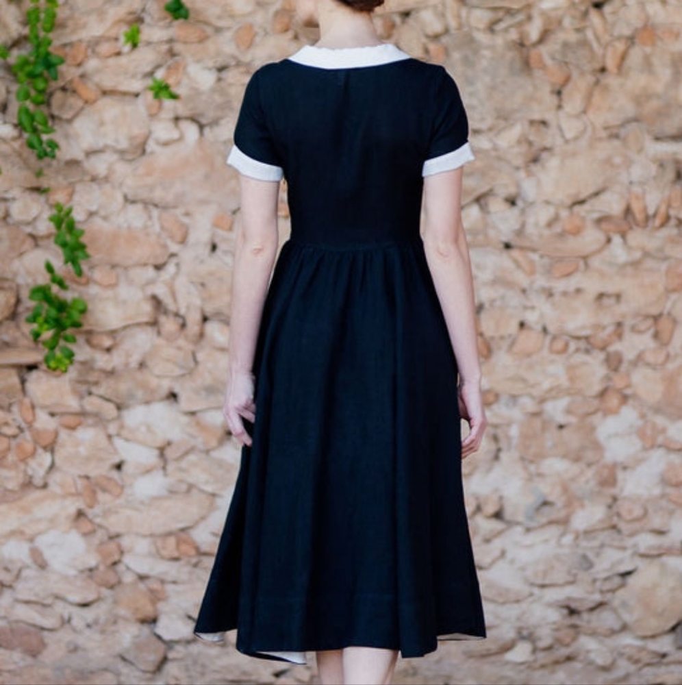 Black Son de Flor dress with white collar in size medium! 🖤🤍 100% Linen - Picture 3 of 6